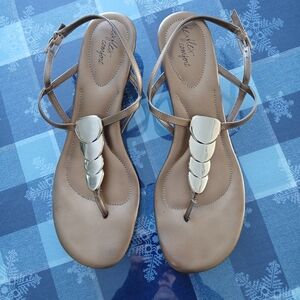 Dexflex Comfort Tan Sandals with Silver Accents
